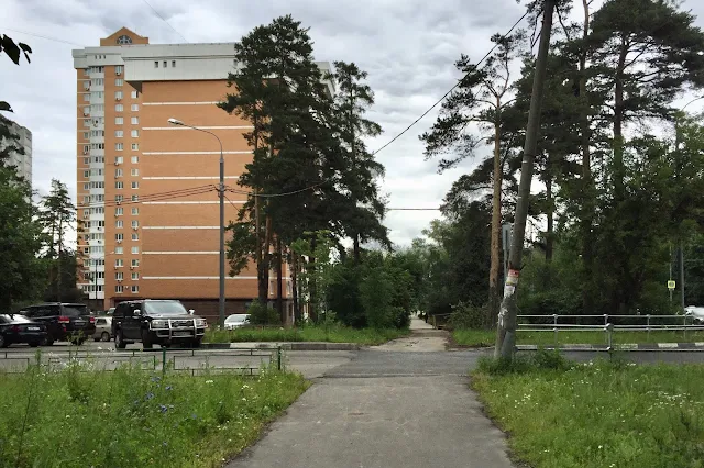Зеленоград, Панфиловский проспект, 10-й микрорайон
