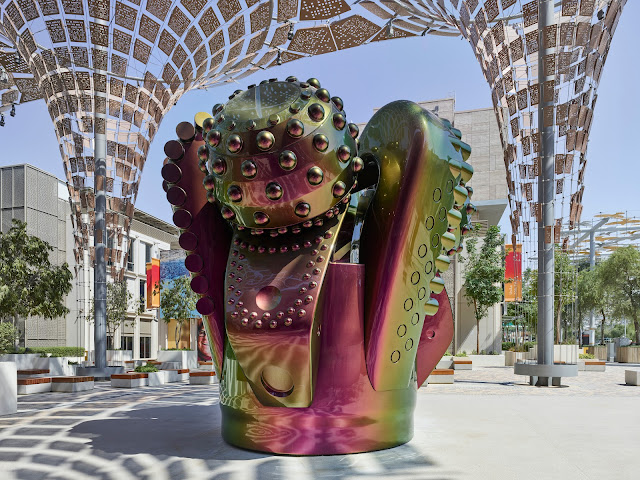 Exploring Dubai's Modern Art Sculptures and Installations