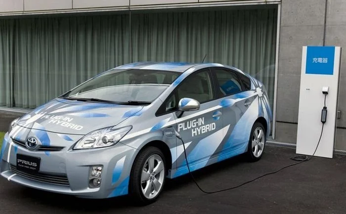 Novo Toyota Prius Plug-In 2012