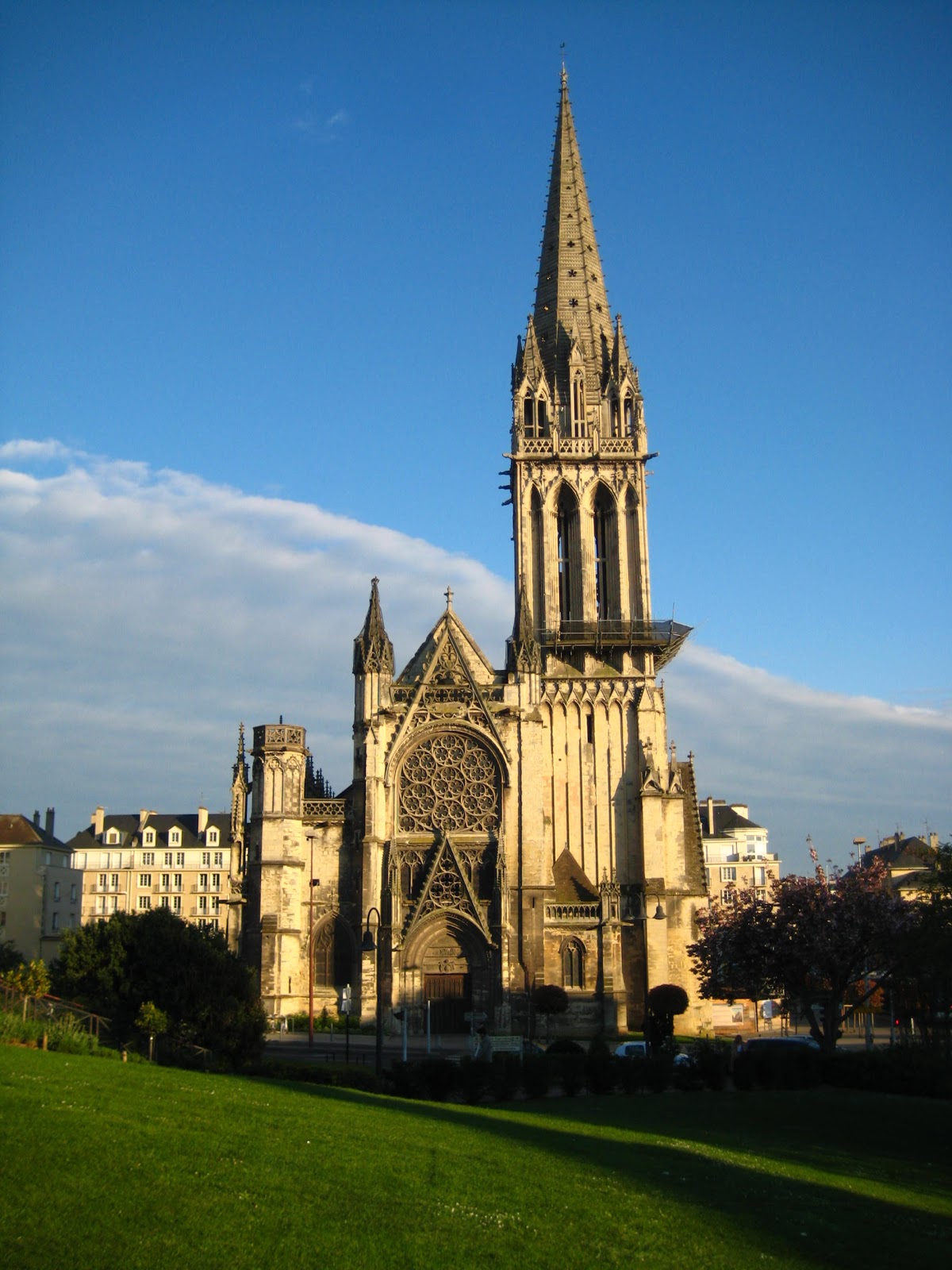 TOP WORLD TRAVEL DESTINATIONS: Caen