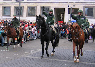 Policiers à cheval