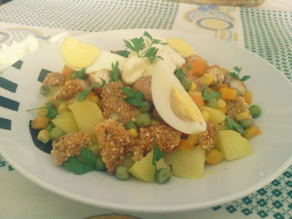 ENSALADA CON POLLO CRUJIENTE