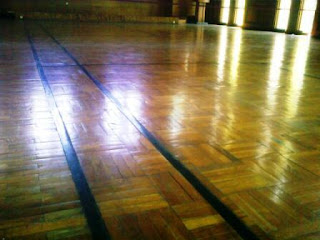 Parket Badminton, Lantai Bulutangkis