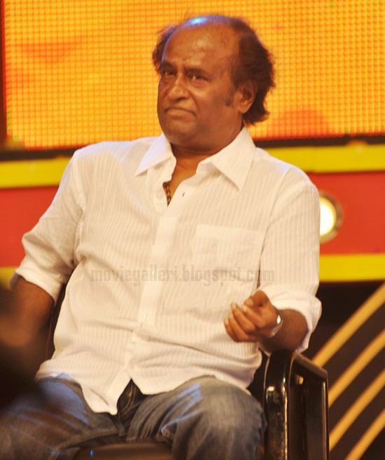 [rajini-Karunanidhi-honored-08.jpg]