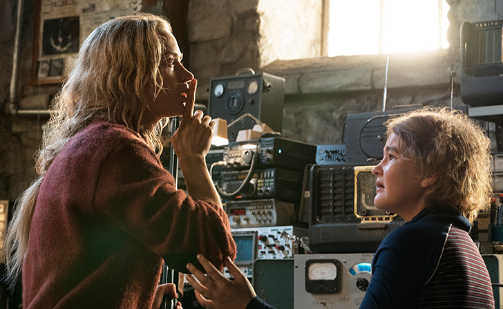 Emily Blunt e Millicent Simmonds no filme 'Um Lugar Silencioso'