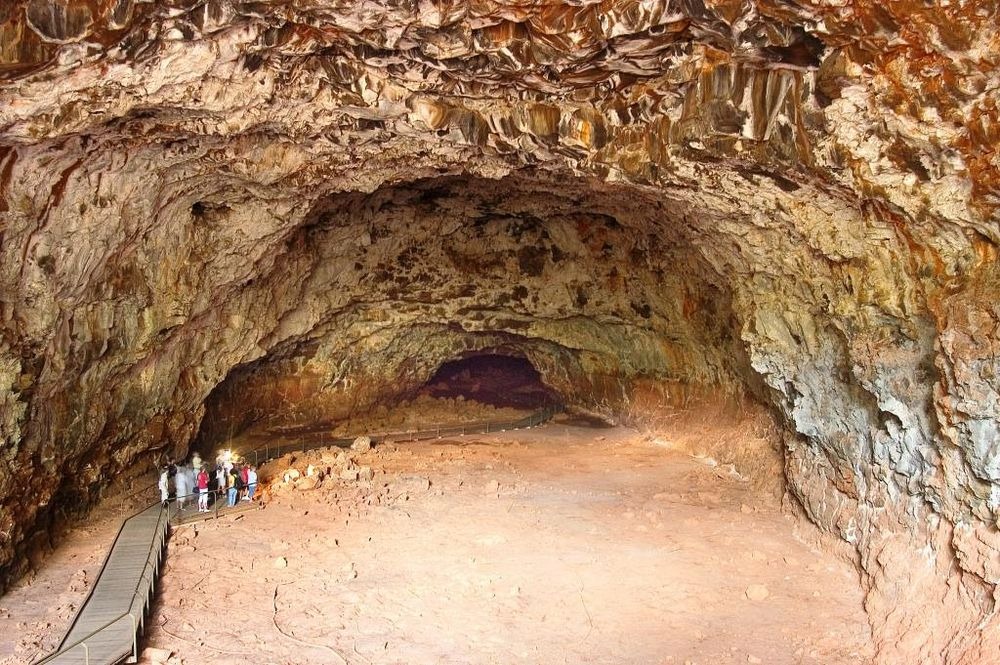 undara-lava-tubes-1