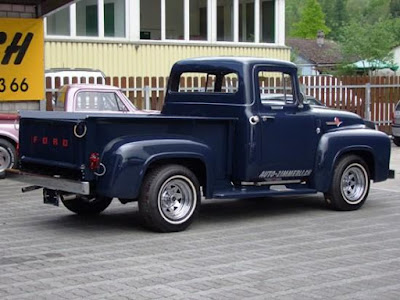 Ford Pickup