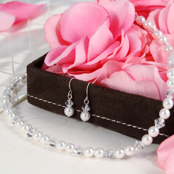 JewelValley's 2011 Valentine's Day Jewelry Gift Catalog Sales And Deals