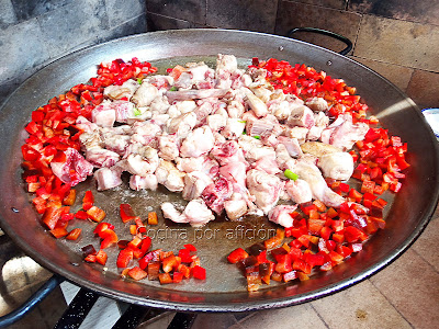 paella con compañeros