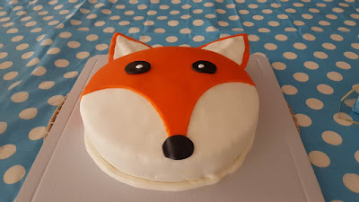 A fox cake for fall 