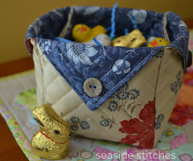 http://seaside-stitches.blogspot.com/2013/03/fabric-box-tutorial.html