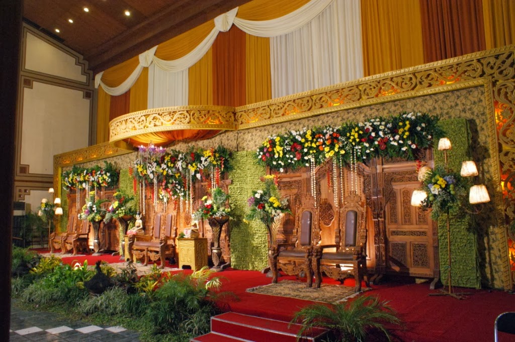 Paket Rias Pengantin Dekorasi Pelaminan Tenda VIP 