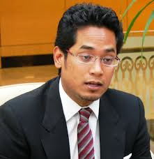 Khairy Jamaluddin Menang Anugerah Wired Celebrity Shout! Awards