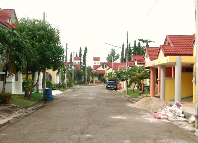 Pinery Park Beach Resort