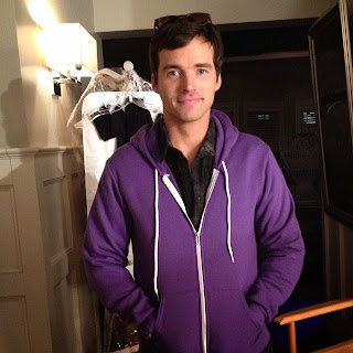 Ian Harding (Ezra) cried on last day filming Pretty Little Liars show