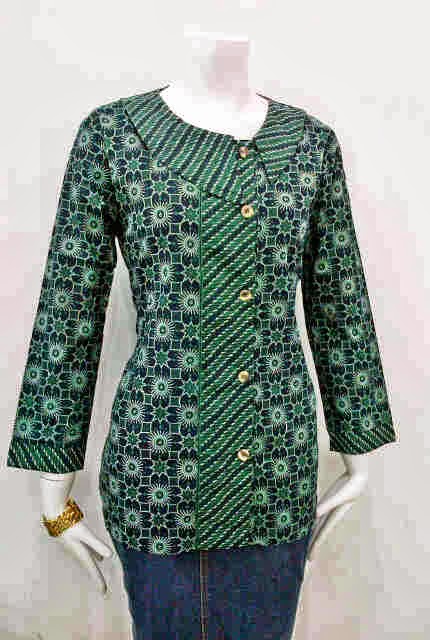 Baju Batik Wanita Muslim