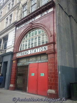 Londres Strand Station