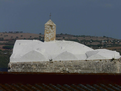 Slow travel in Andalucia - Vejer de la Frontera cathedral roof