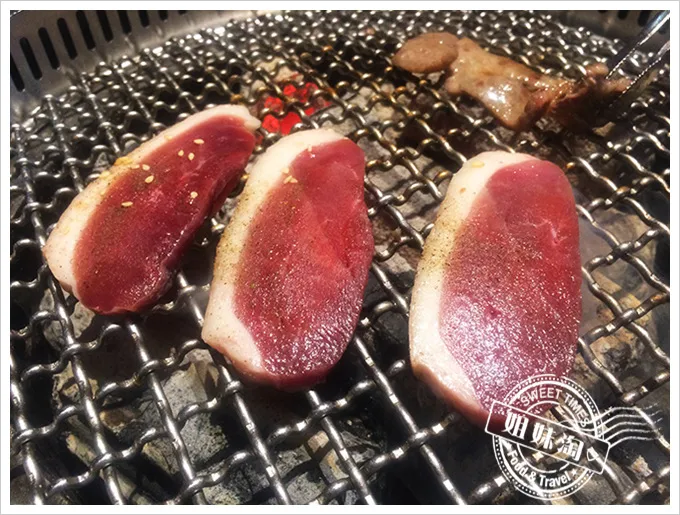 碳佐麻里 精品燒肉 高雄美術館旗艦店 