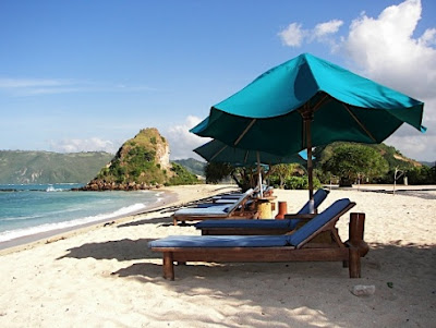 Pantai Kuta Lombok