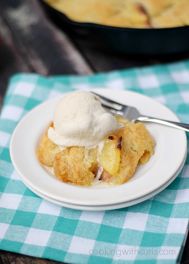 An-Old-Fashioned-Peach-Cobbler-cookingwithcurls.com_