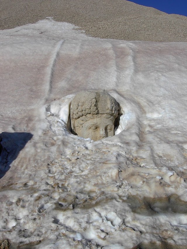 Nemrut Dağı Efsanesi