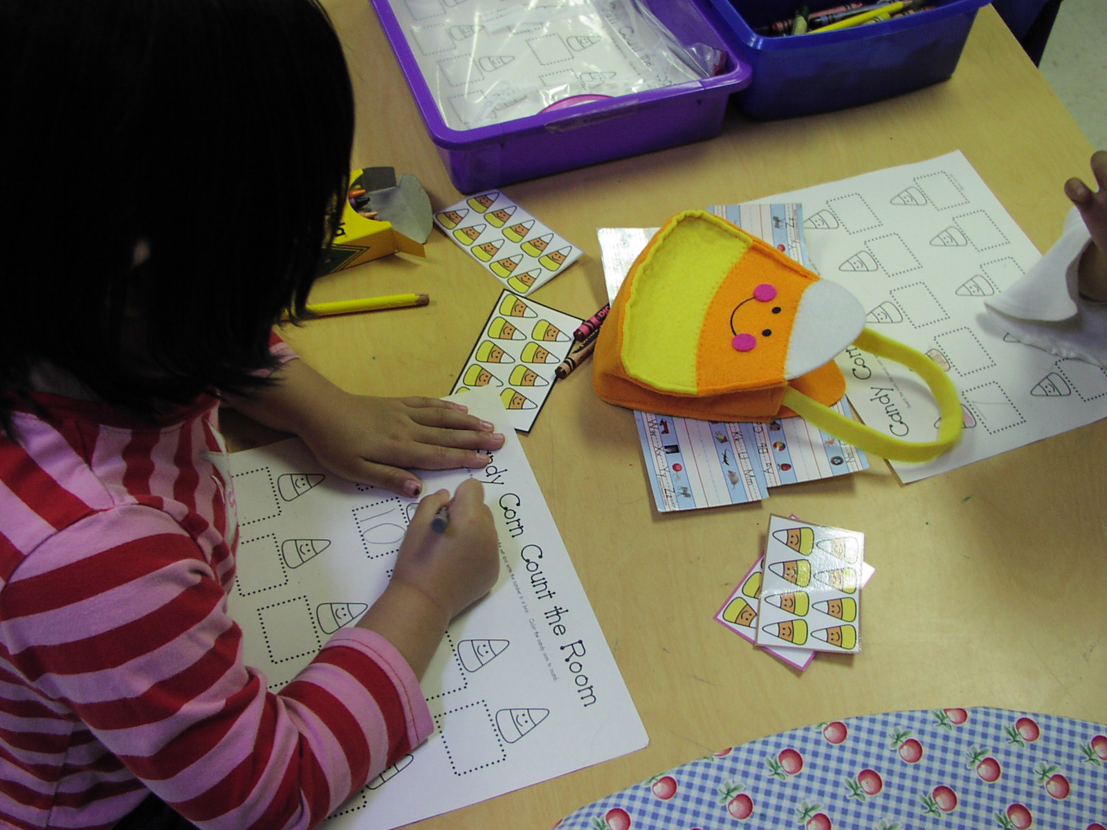 Keen On Kindergarten: October Math Work Stations