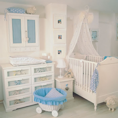 Twin Baby Crib on Unique Super Gentle Nursery A Combined White And Blue For Boy