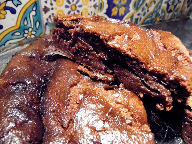 gâteau fondant et moelleux au chocolat recette facile et rapide avec beurre, sucre, farine, oeufs
