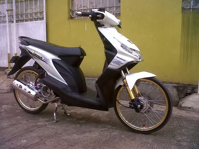 Modifikasi Honda Beat Putih Velg 17 Jari Jari Gambar Terbaru