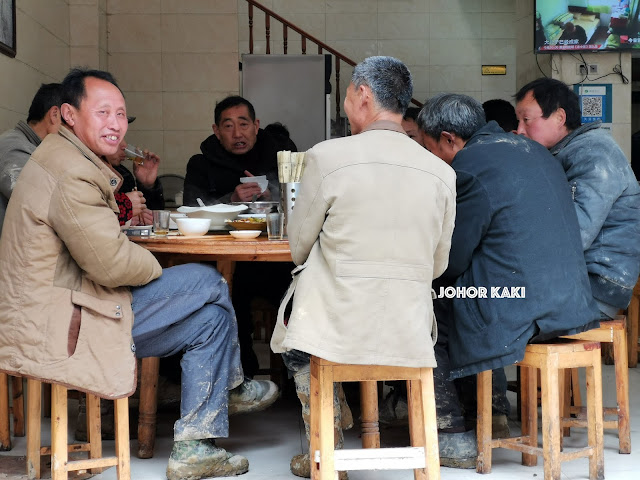 Jiayang Steam Train - Last Small Gauge Steam Train Service in the World & Bajiaogou 嘉阳小火车. 芭蕉沟