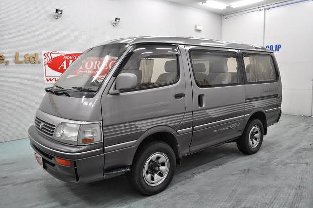 Toyota Hiace Living Saloon 4WD - Japanese used cars