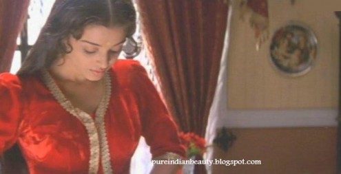 Aishwarya Rai in red