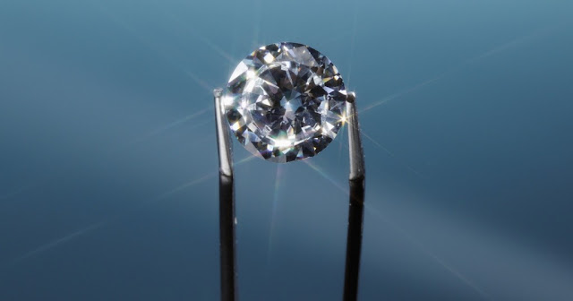 25 حقيقة مذهلة عن الماس