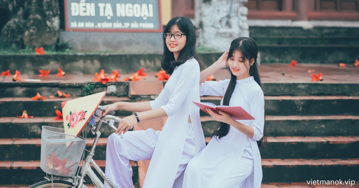 Da Nang Emperor Tour Package