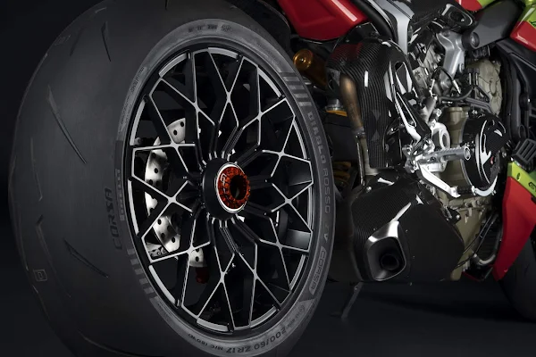 Ducati lança Streetfighter V4 Lamborghini inspirada no  Huracán STO