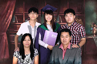 Affordable Graduation plus family portrain photography service Malaysia Kuala Lumpur 