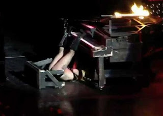 lady gaga falls