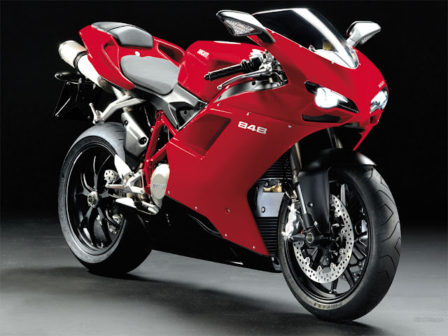 Motor Ducati Keren