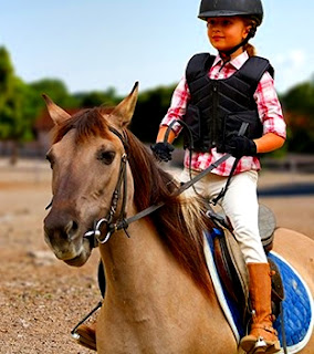 Equitación ecuestre niños beneficios