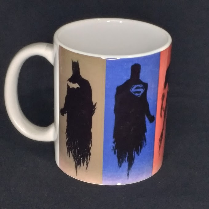 Caneca Liga da Justiça Minimalista