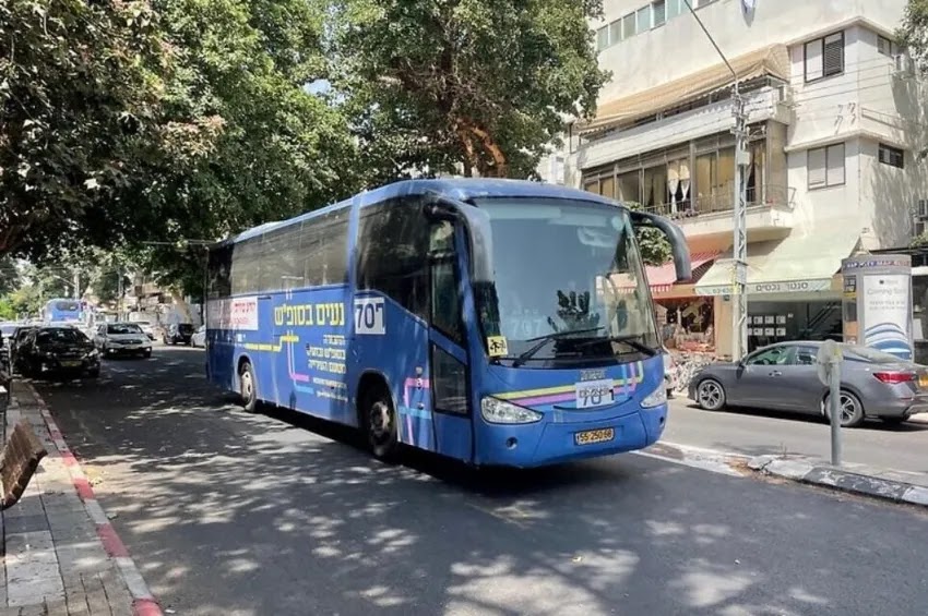 Uma foto sem data de um ônibus rodando em Tel Aviv no sábado | Município de Tel Aviv