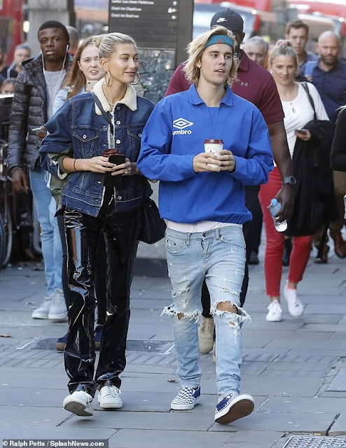 NEWLY MARRIED, JUSTIN BIEBER AND HAILEY BALDWIN PICTURED OUT & ABOUT IN LONDON [PHOTOS]