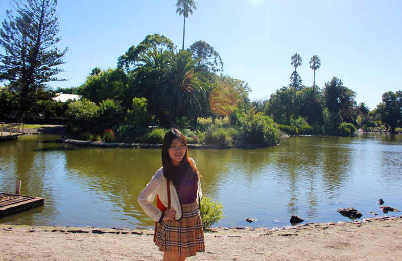 Frolicking around Queens Park (Melbourne)