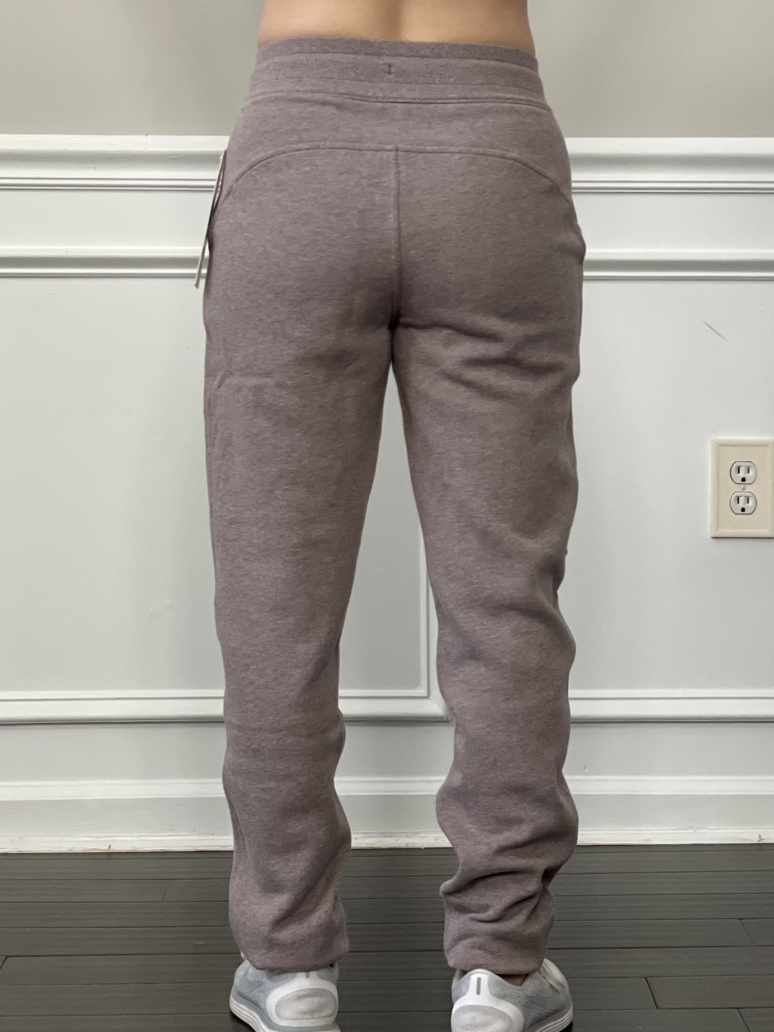Officially switching my scuba joggers to the loungeful! Details in comments  : r/lululemon