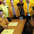 Rohidin Resmi Ambil Formulir Golkar