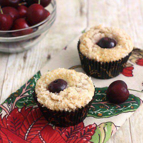 Cherry Crumb Muffins Recipe