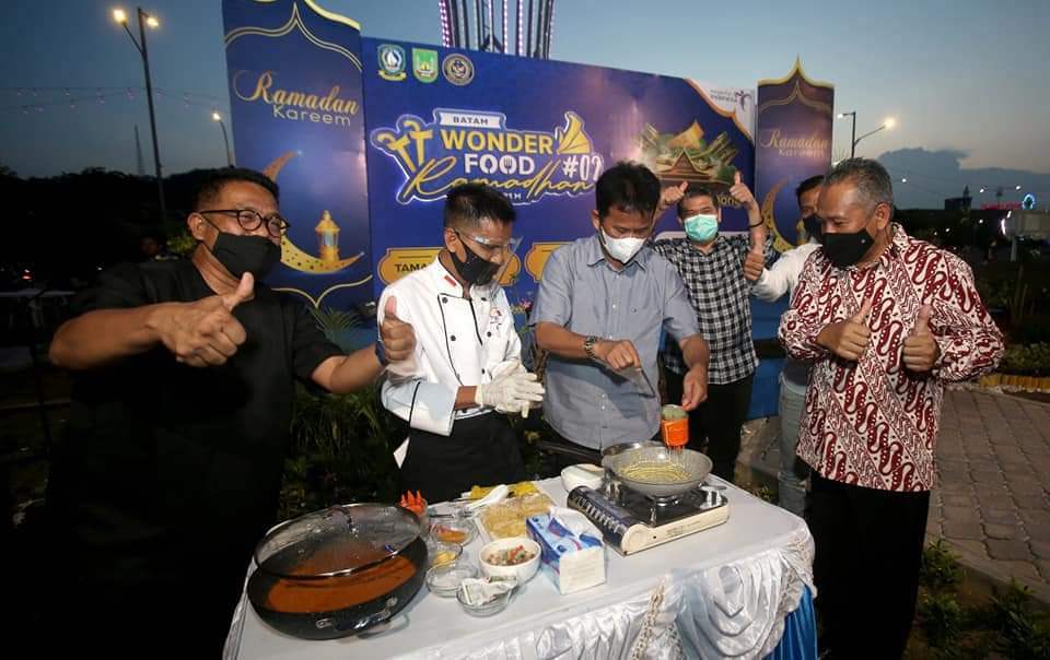 Rudi Membuka Wonderfood Ramadhan di Taman Dang Anom