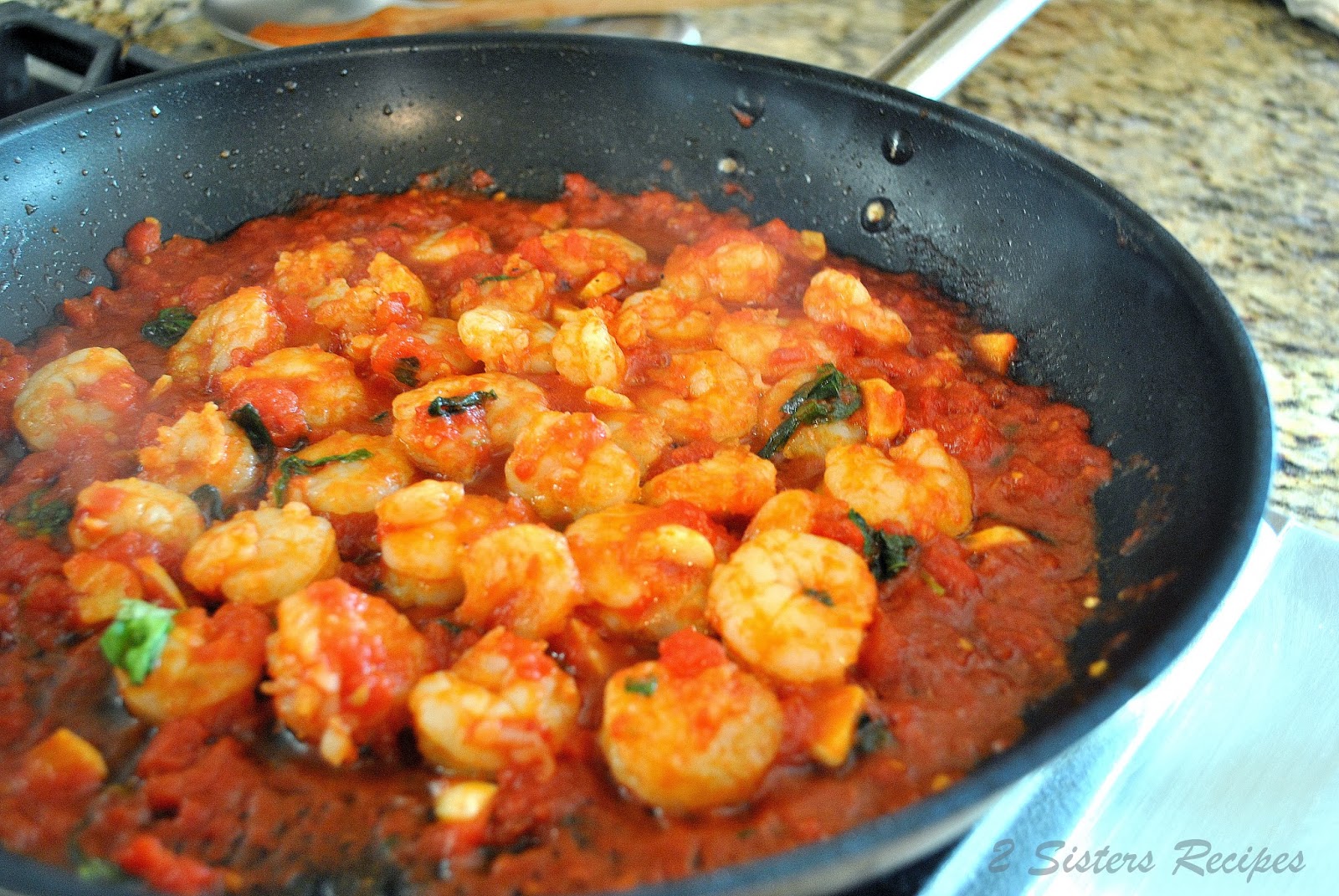 Spaghetti with Shrimp Marinara (Ready in 15 minutes!) - 2 Sisters