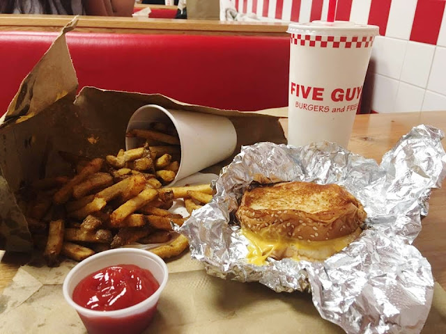 five guys oxford street restaurant food review